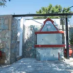 Marialena House 度假居