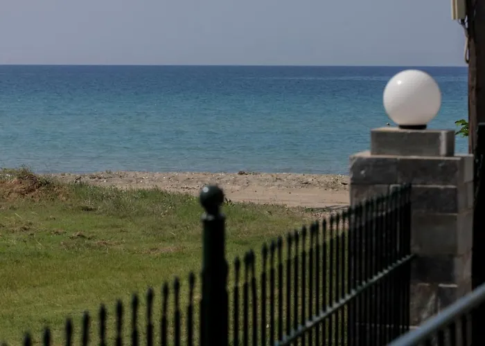 Marialena House 度假居